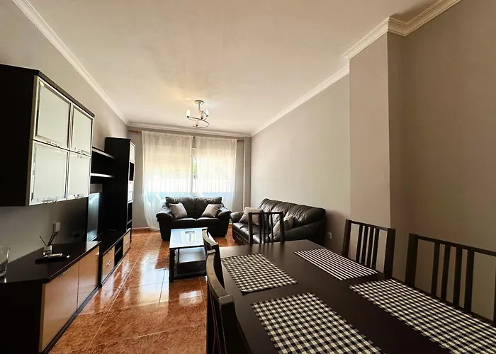 Bajbaj - 2 A 100 Metros De La Playa Del Bajondillo, A 300 Metros Del Centro De