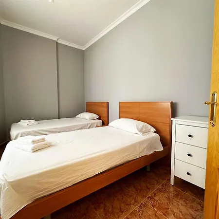 公寓 Bajbaj - 2 A 100 Metros De La Playa Del Bajondillo, A 300 Metros Del Centro De