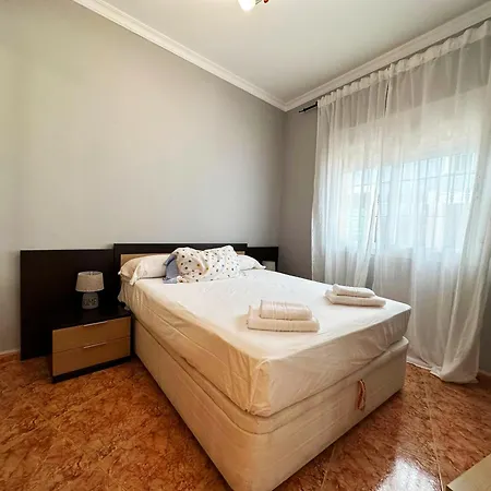 Apartamento Bajbaj - Renovated Ground-floor 2-bedroom, No Stairs - 100 M From Bajondillo Torremolinos