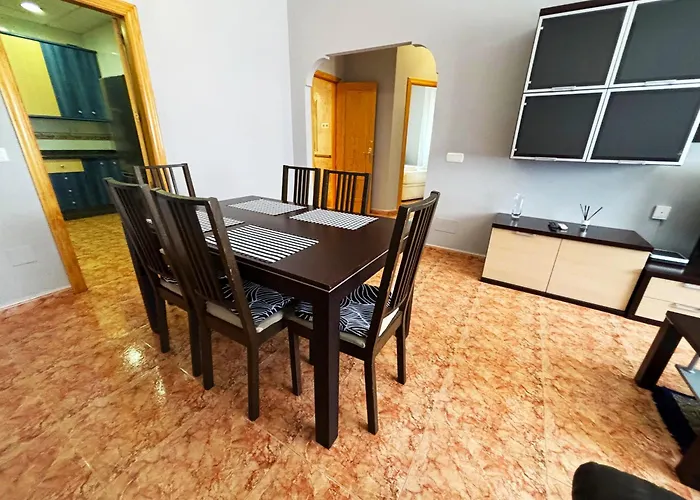 Bajbaj - 2 A 100 Metros De La Playa Del Bajondillo, A 300 Metros Del Centro De